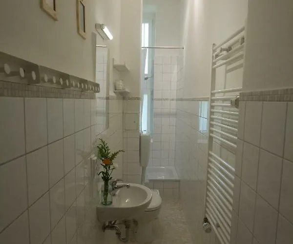 , 3 In Frankfurter Tor *