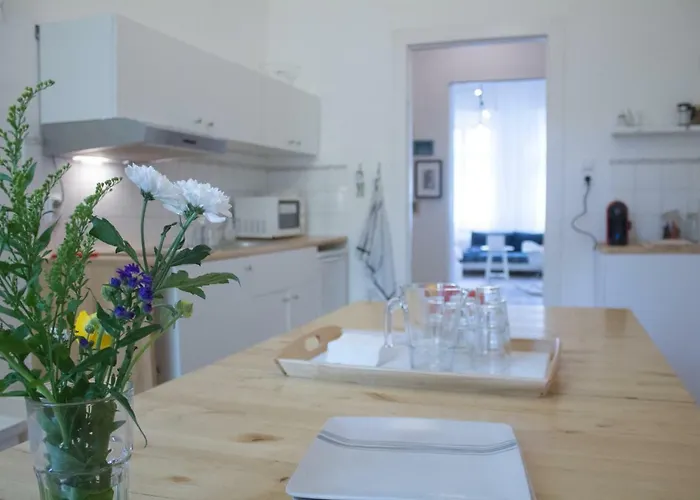 דירה Friedrichshain Group Basecamp 10 Guests ברלין